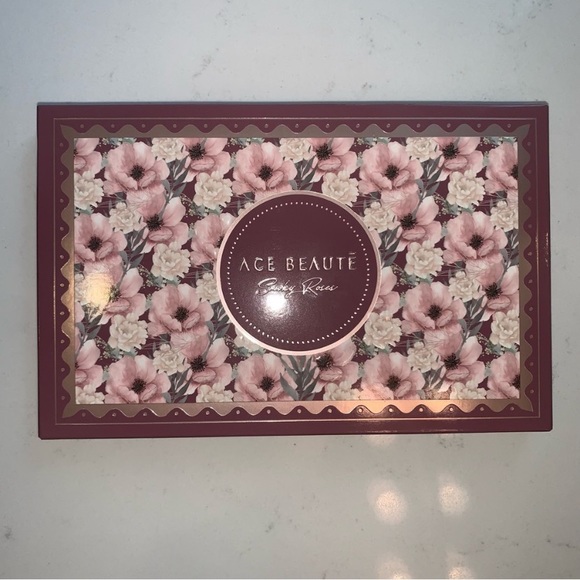 Ace Beaute Smoky Roses Eyeshadow Palette brown Neutrals - Picture 4 of 5